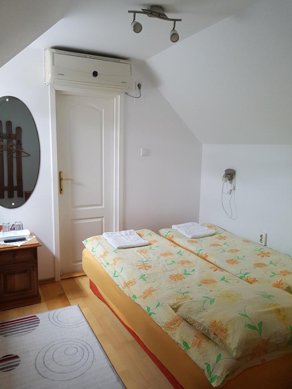 Pensiunea Lőrincz *** Panzió Sovata Exterior foto